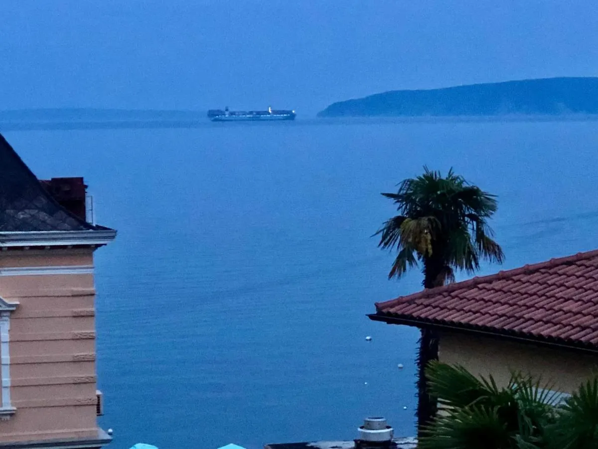 Mt70 Apartment Lovran Croatia